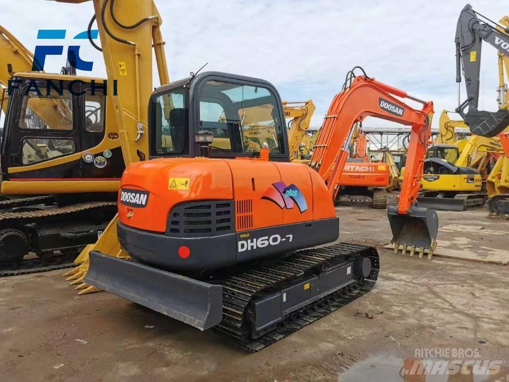 Doosan DH 60 Miniescavadeiras