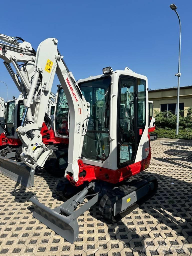 Takeuchi TB216 V0 Miniescavadeiras