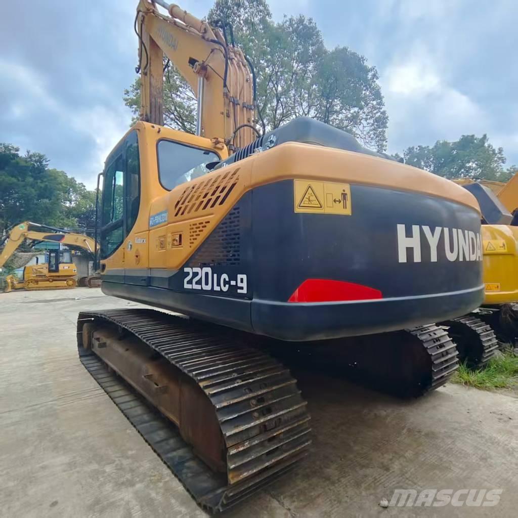 Hyundai R220LC-9S Escavadeiras de esteiras