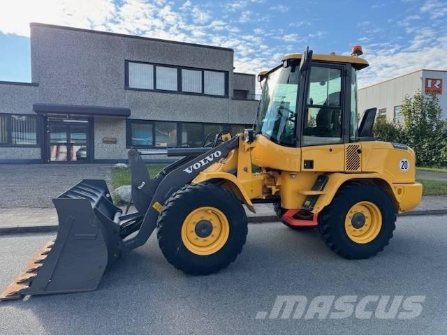 Volvo L 30 G Carregadeiras de rodas