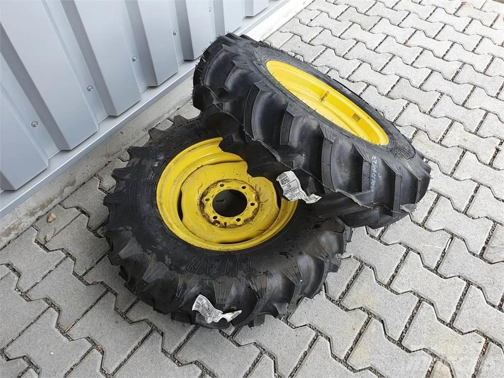 Titan 8-16 x2 Pneus Agrícolas