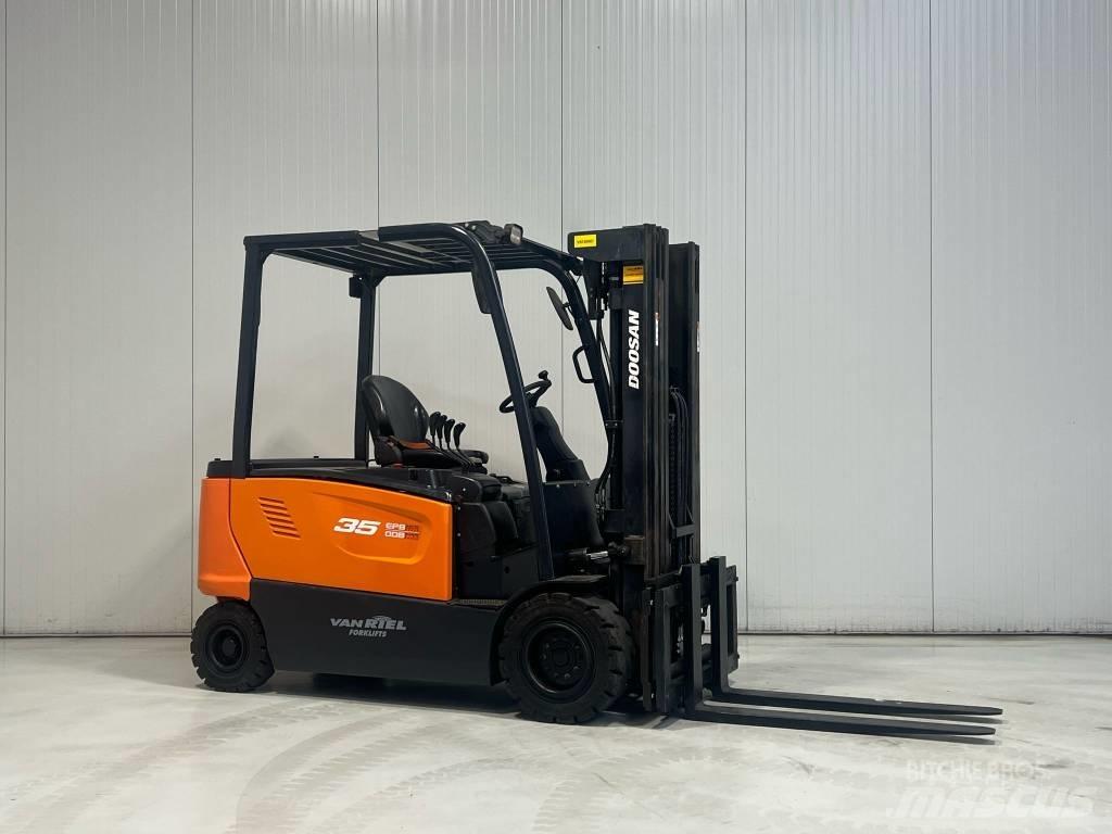 Doosan B35X-7 Empilhadores eléctricos