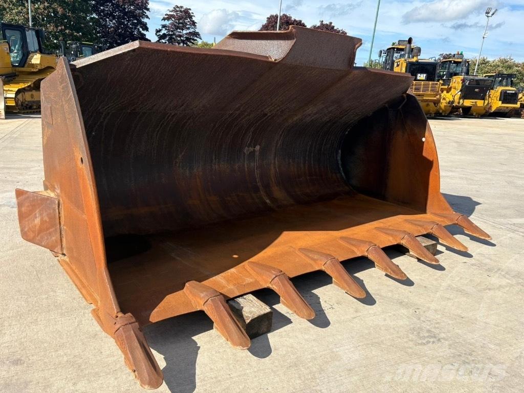 CAT 980 Bucket Baldes