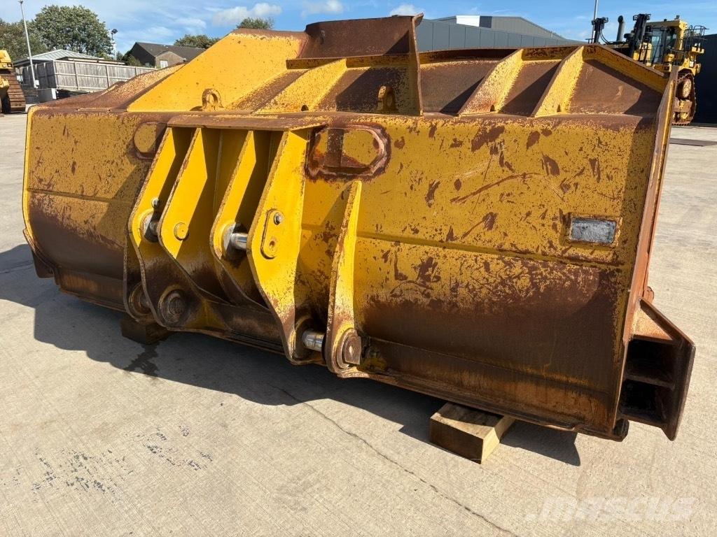 CAT 980 Bucket Baldes