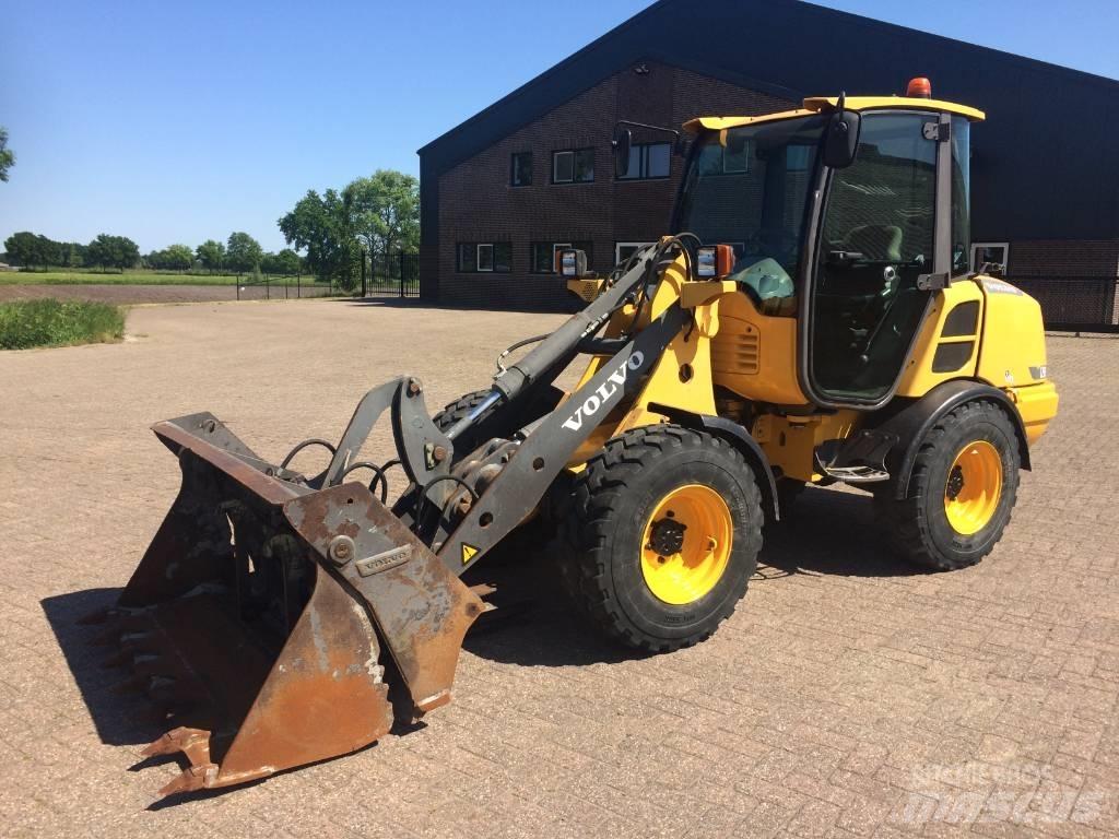Volvo L 25 F Carregadeiras de rodas