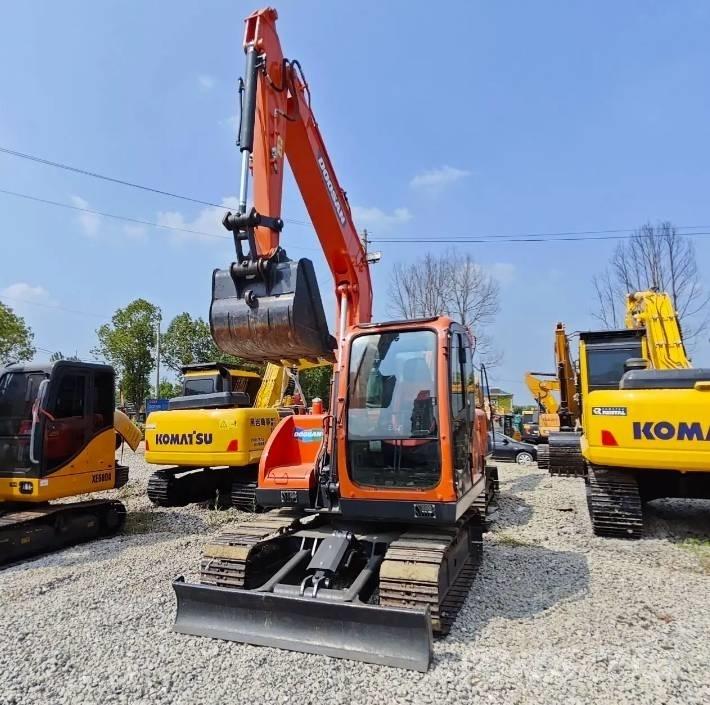 Doosan DX75-9C Escavadoras Midi 7t - 12t