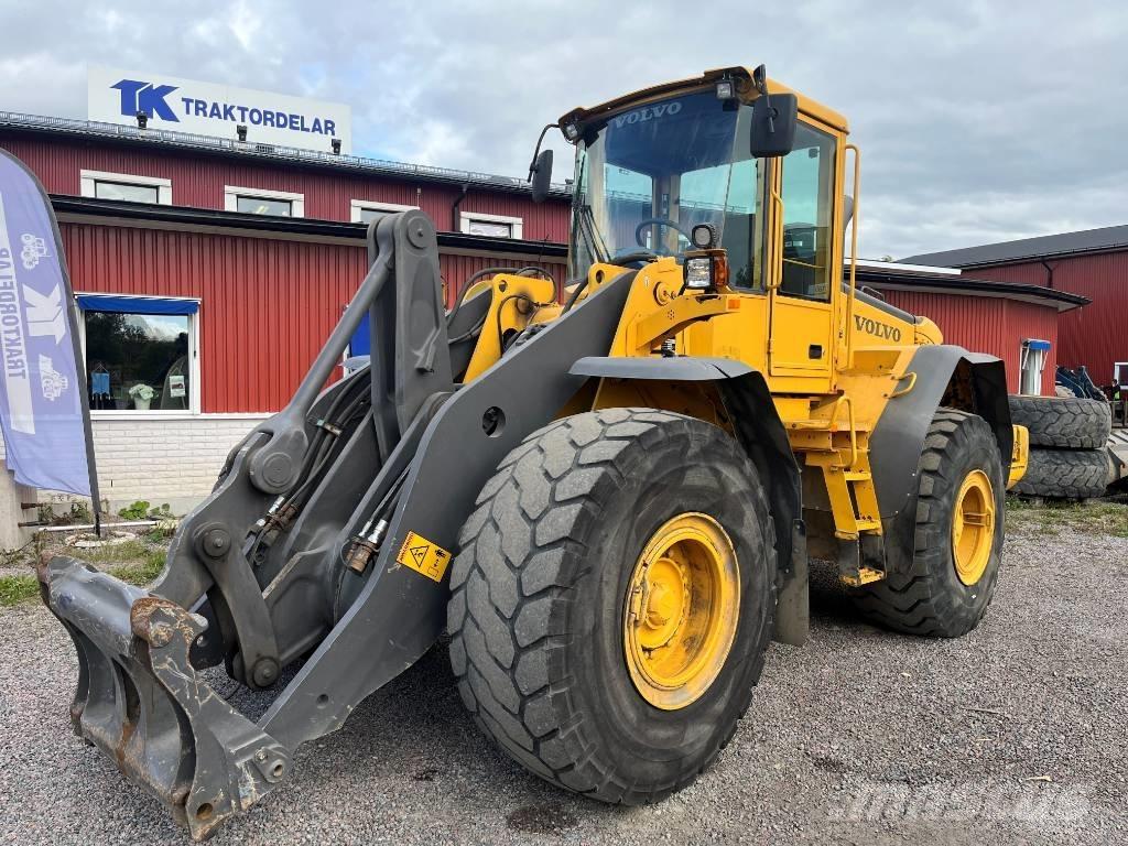 Volvo L 120 E Carregadeiras de rodas