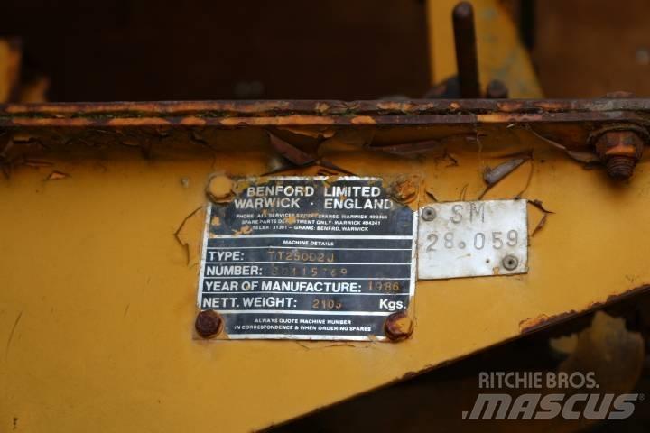 Benford TJ2500 2J Dumpers de obras