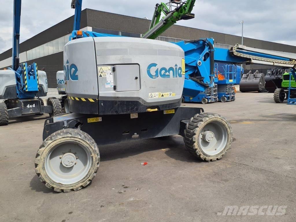 GENIE Z-62/40 Elevadores braços articulados