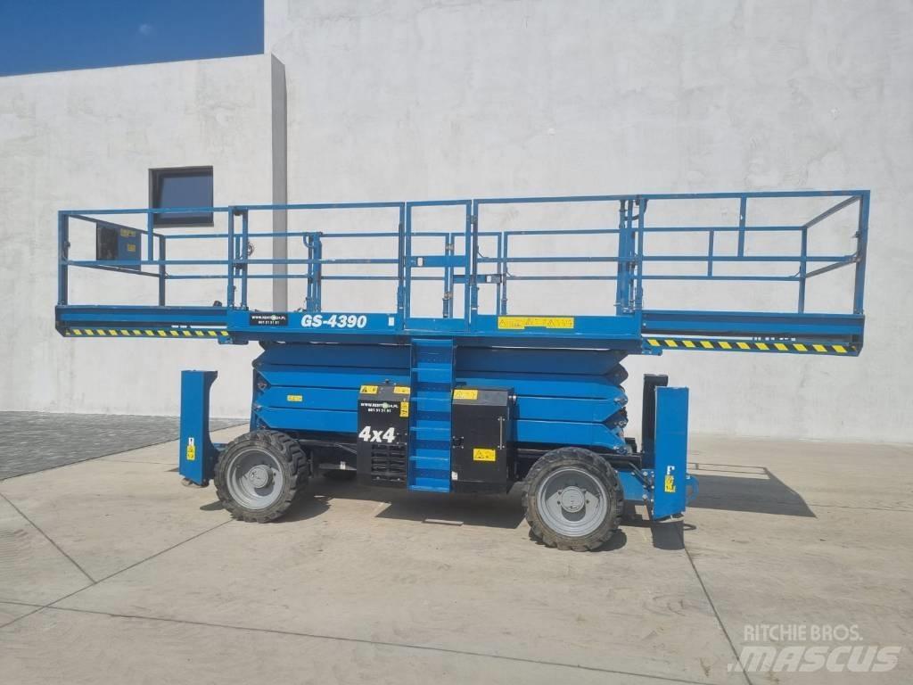Genie GS 4390 - R304 Elevadores de tesoura