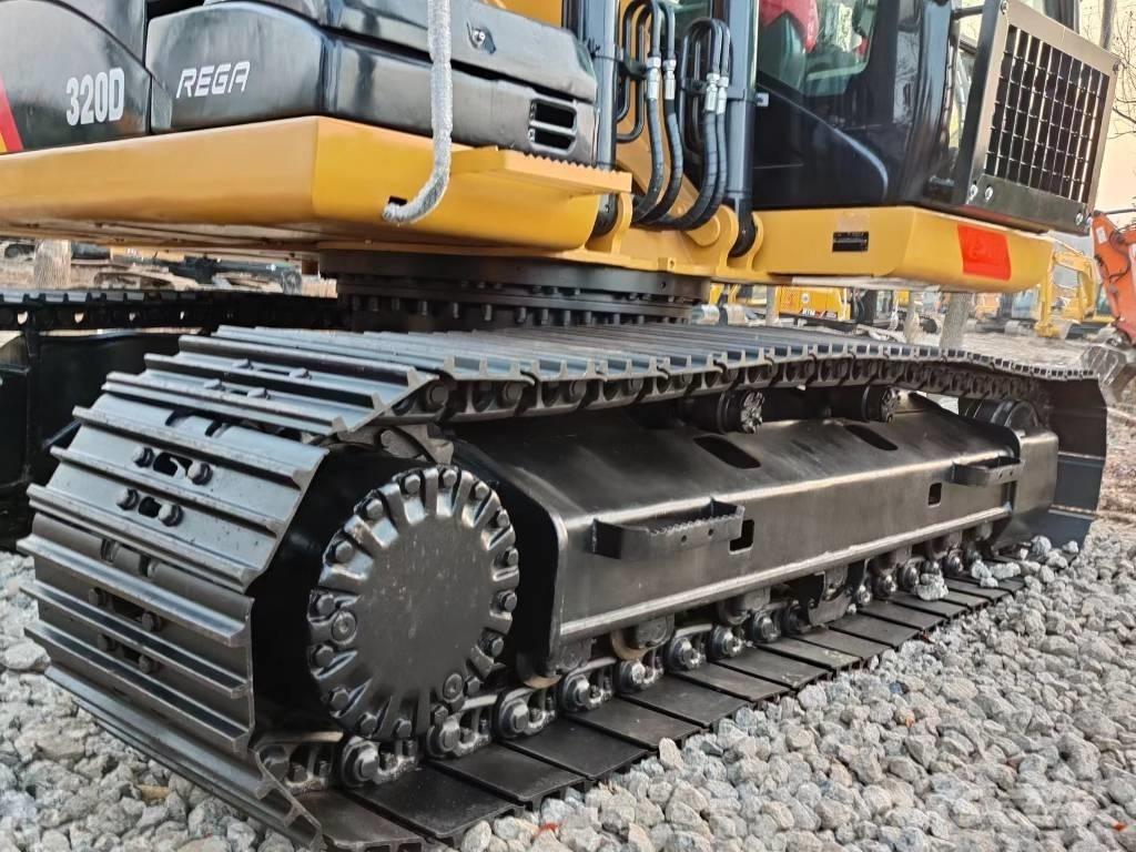 CAT 320 D Escavadeiras de esteiras