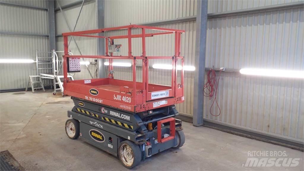 SkyJack SJIII4620 Elevadores de tesoura