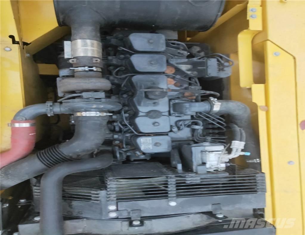 Komatsu PC200-7 Escavadeiras de esteiras