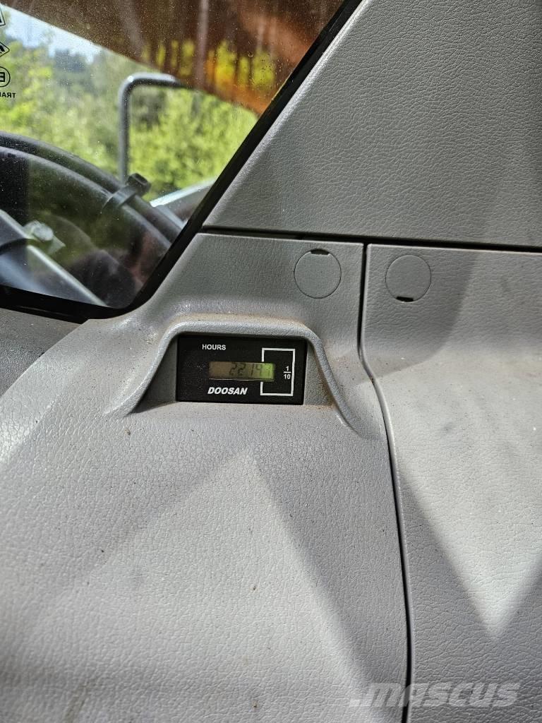 Doosan DX 235 NLC - 5 Escavadoras