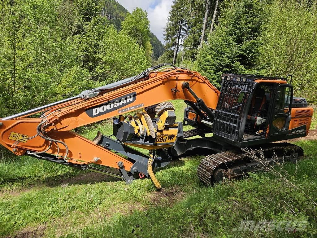 Doosan DX 235 NLC - 5 Escavadoras