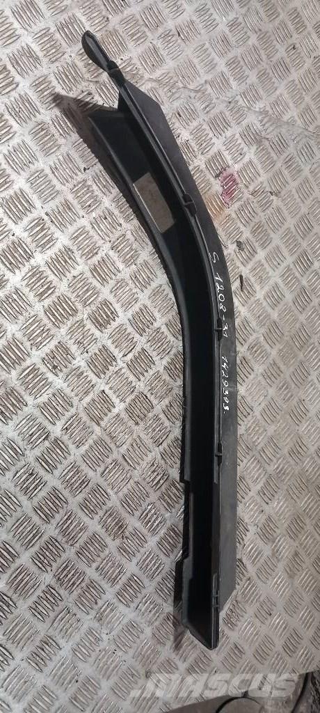 Scania 94 D.  1429393 Cabines e interior