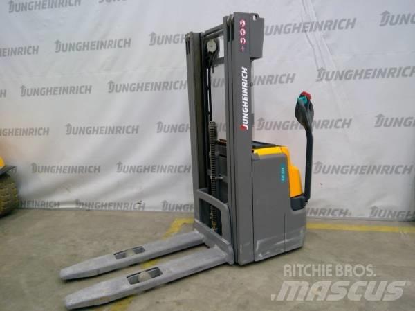 Jungheinrich EJC 214 Empilhador para operador externo