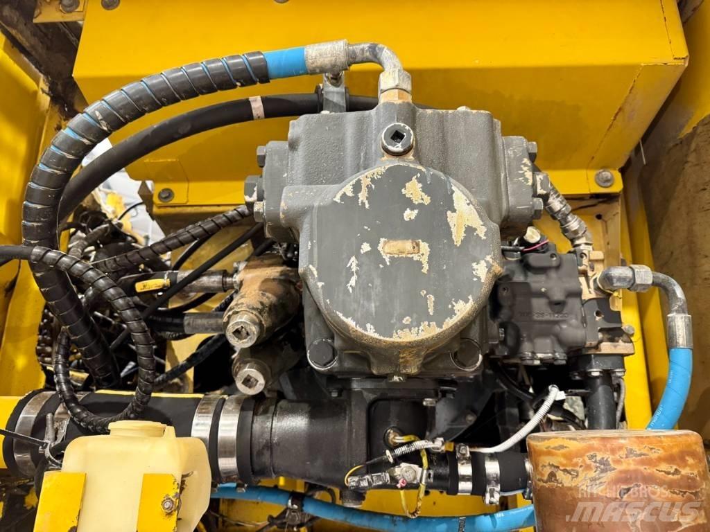 Komatsu PC 490 LC-10 Escavadeiras de esteiras