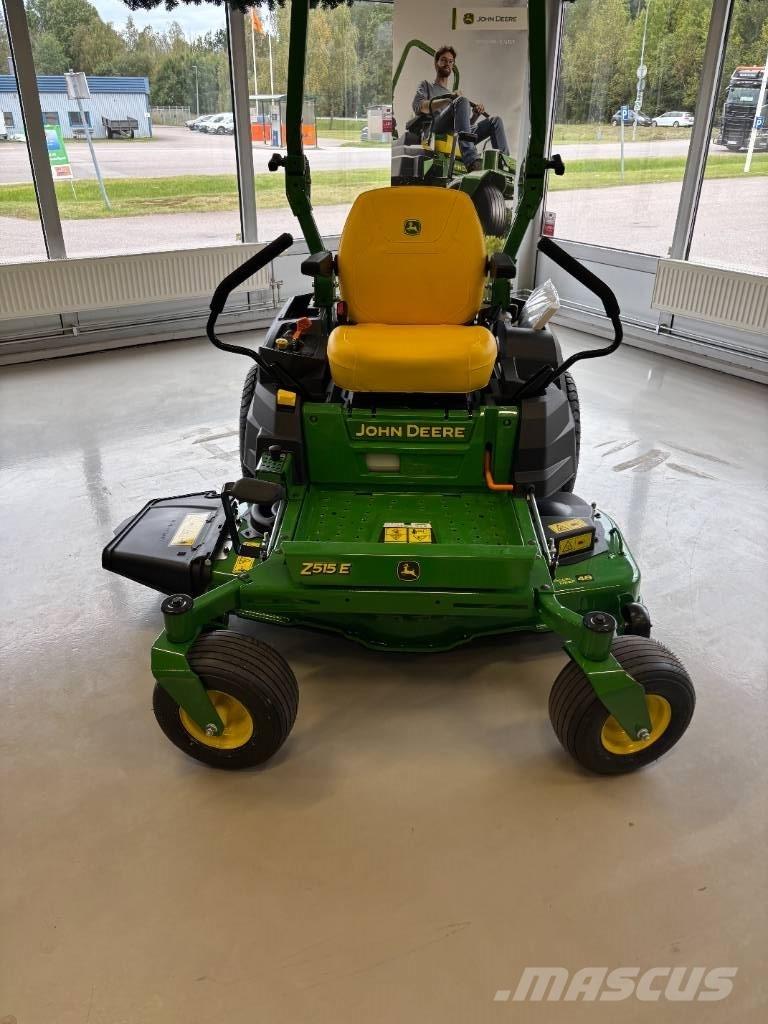 John Deere Z515E Corta-Relvas Zero turn