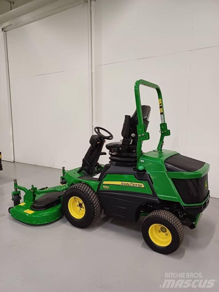 John Deere 1580 Corta-Relvas Riders
