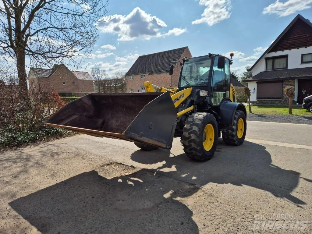 Komatsu WA100M-7 Carregadeiras de rodas