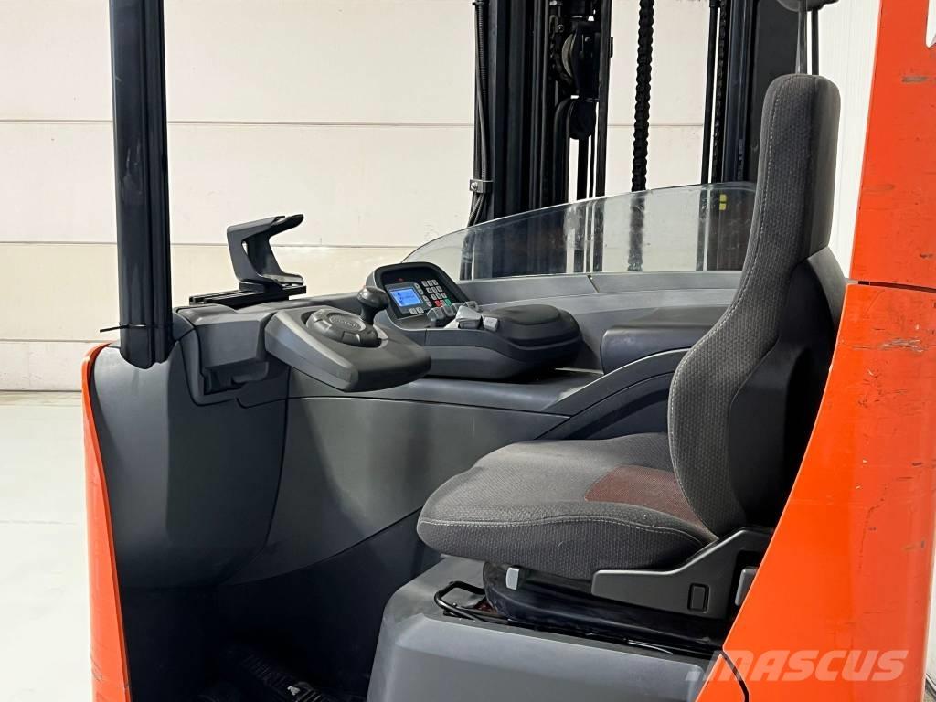 BT RRE160 Empilhadores Elevadores