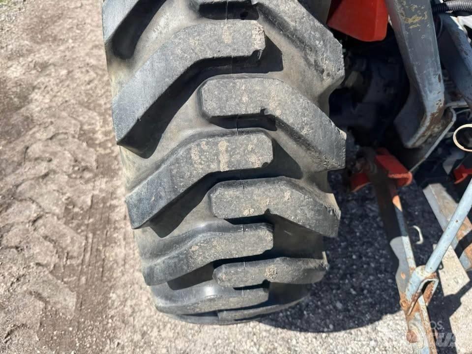 Kubota B 7800 HSD Tratores Agrícolas usados