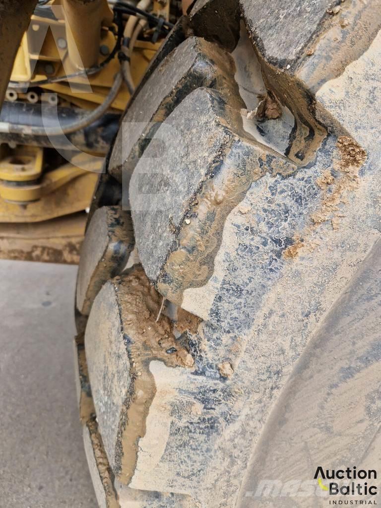 CAT 735C Caminhões articulados