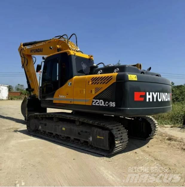 Hyundai R220-9S Escavadeiras de esteiras