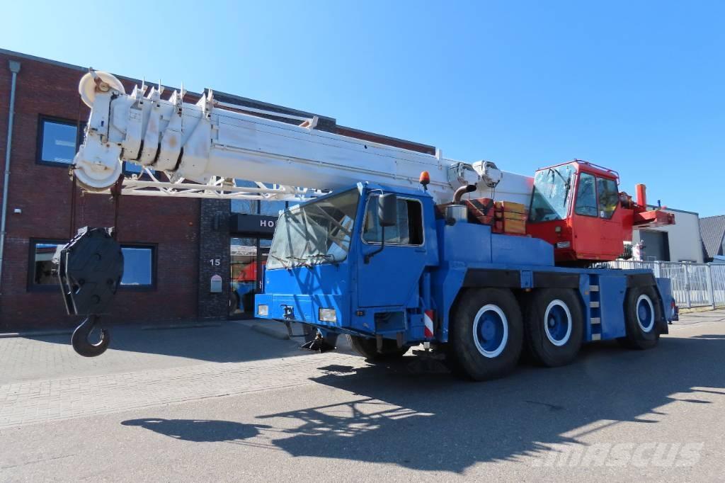 Liebherr LTM 1050-1 Gruas Todo terreno
