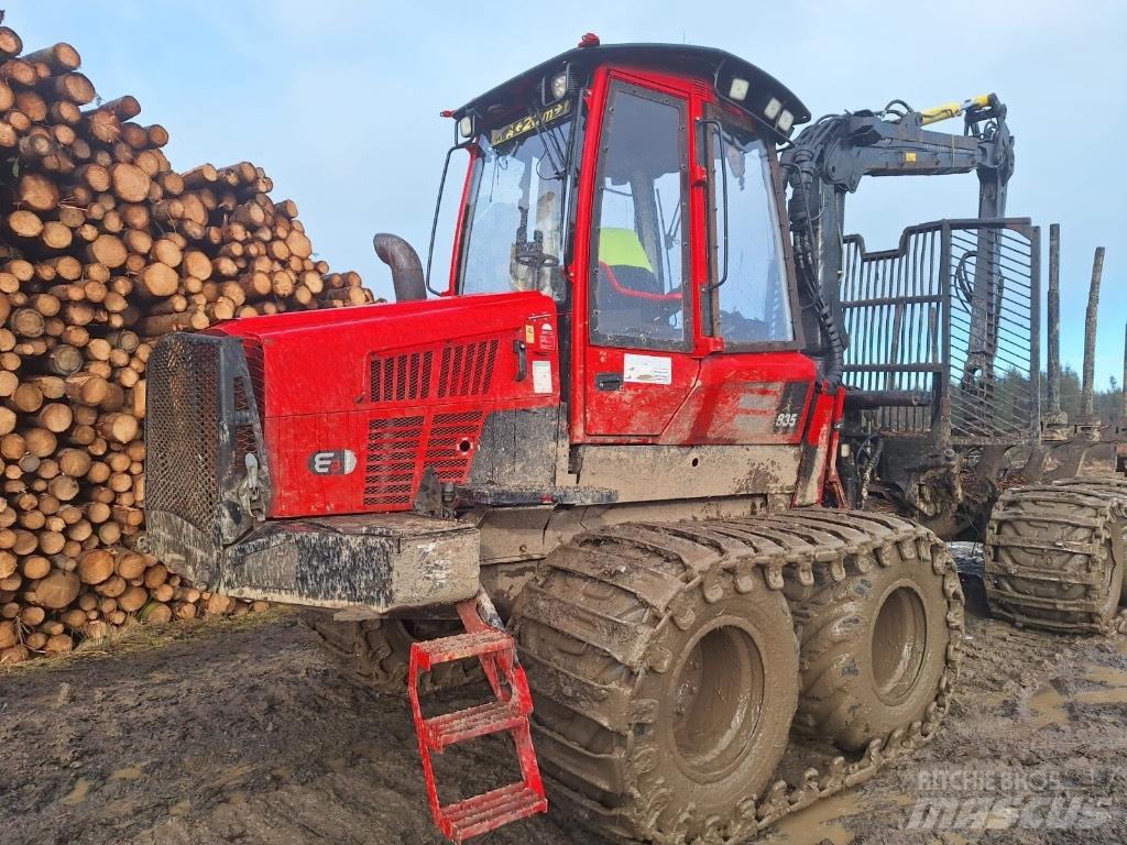 Komatsu 835 Forwarders florestais