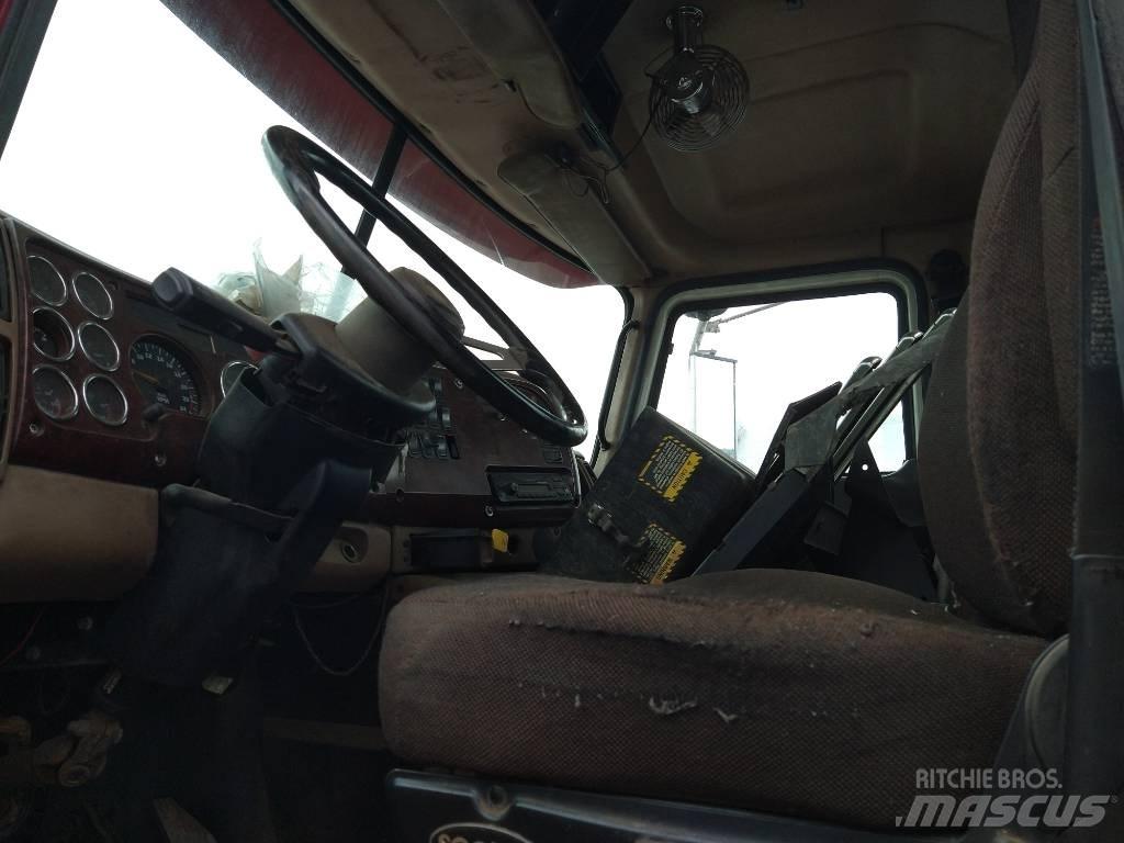 Mack Granite Chassis e suspensões