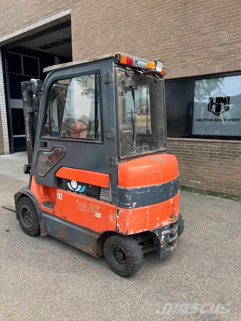 Toyota 7FBMF25 Empilhadores eléctricos