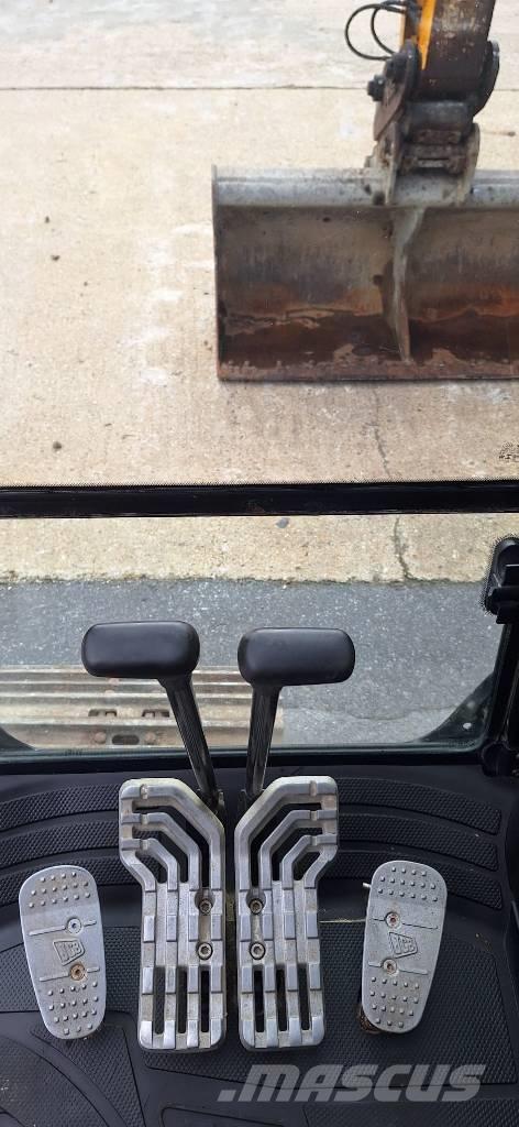 JCB JS 131 LC Escavadeiras de esteiras