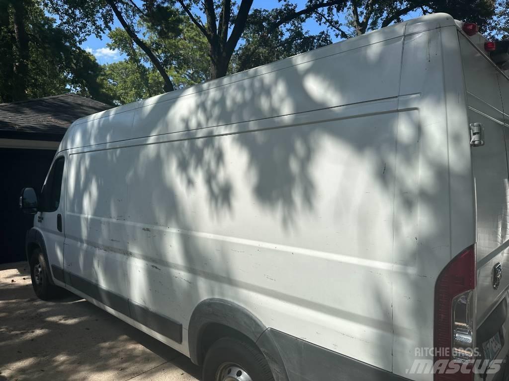 Dodge promaster Caminhões de caixa fechada