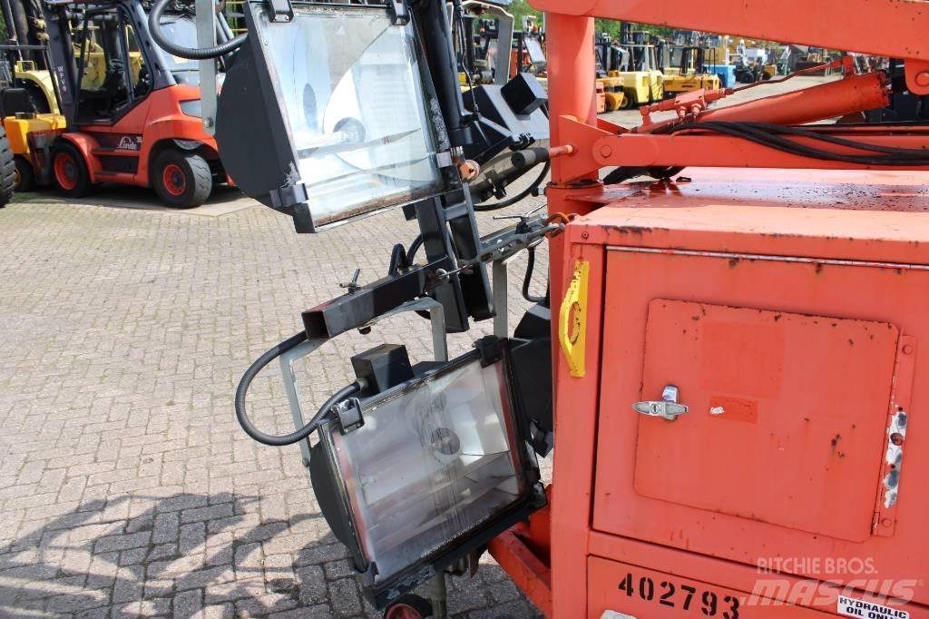 JLG 6308 AN Torres de luz