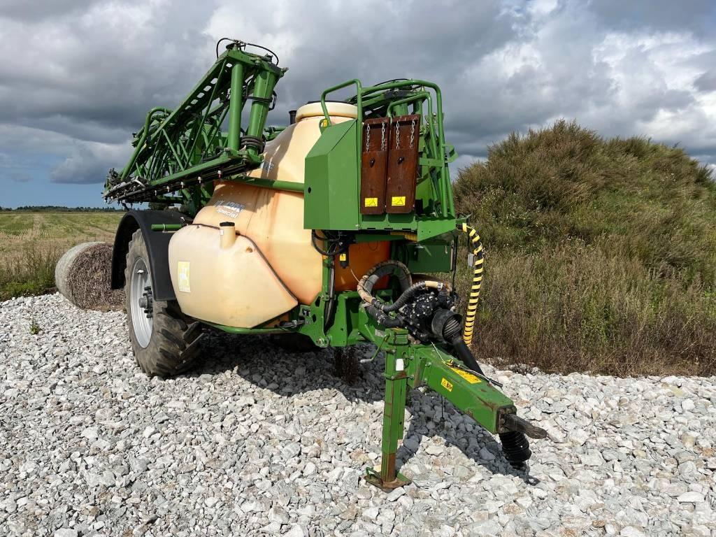 Amazone UX 4200 Pulverizadores rebocados