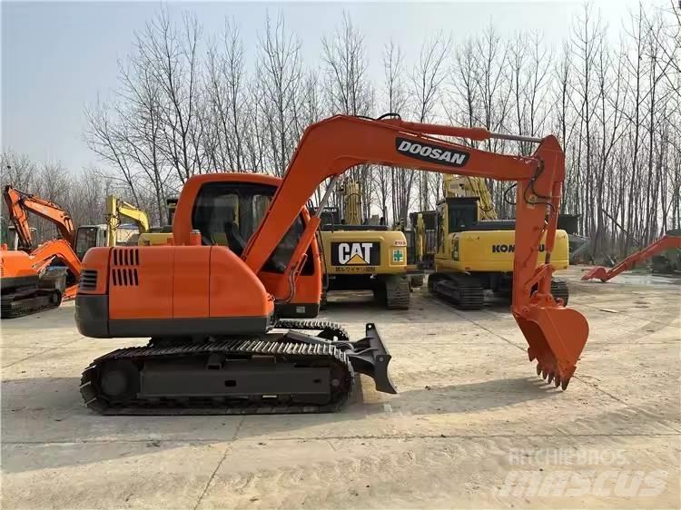 Doosan DX75 Escavadeiras de esteiras