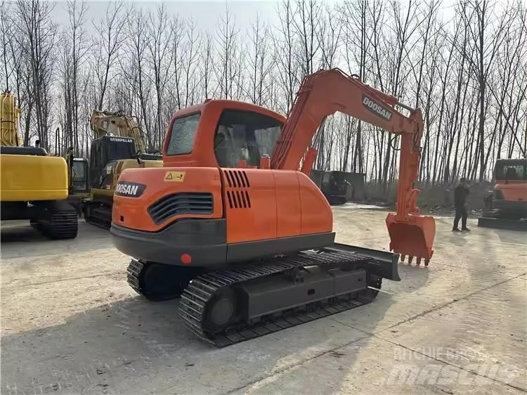 Doosan DX75 Escavadeiras de esteiras