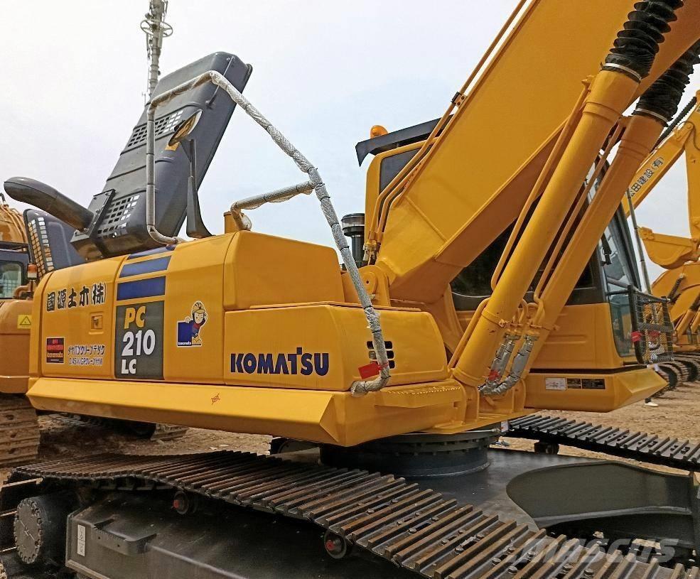 Komatsu PC 210 Escavadeiras de esteiras