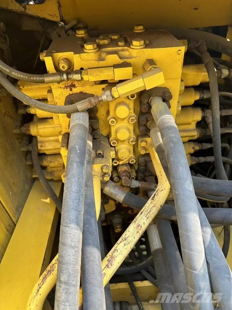 Komatsu PC 240 LC-8 Escavadeiras de esteiras