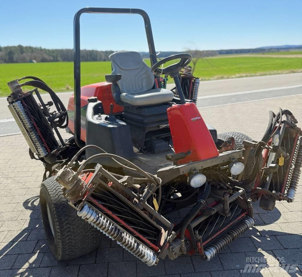 Jacobsen LF4677 Corta-Relvas Riders