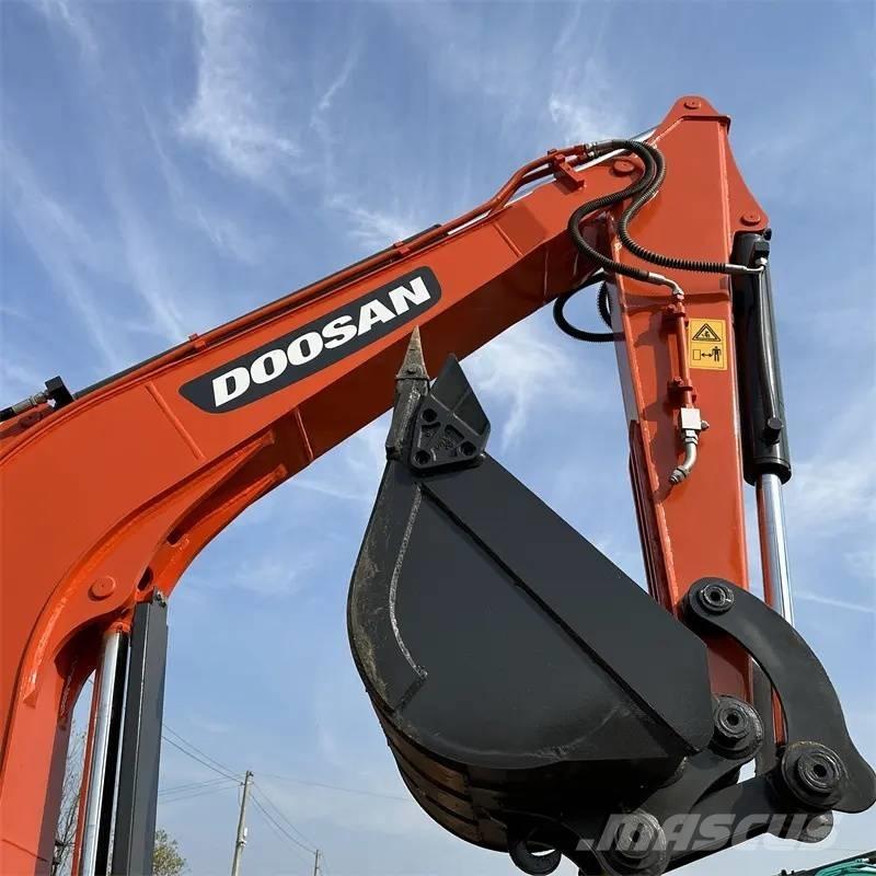 Doosan DX 60 Escavadeiras de esteiras