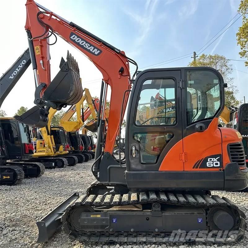 Doosan DX 60 Escavadeiras de esteiras