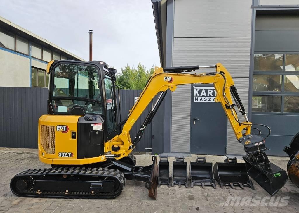 CAT 302.7 CR Miniescavadeiras