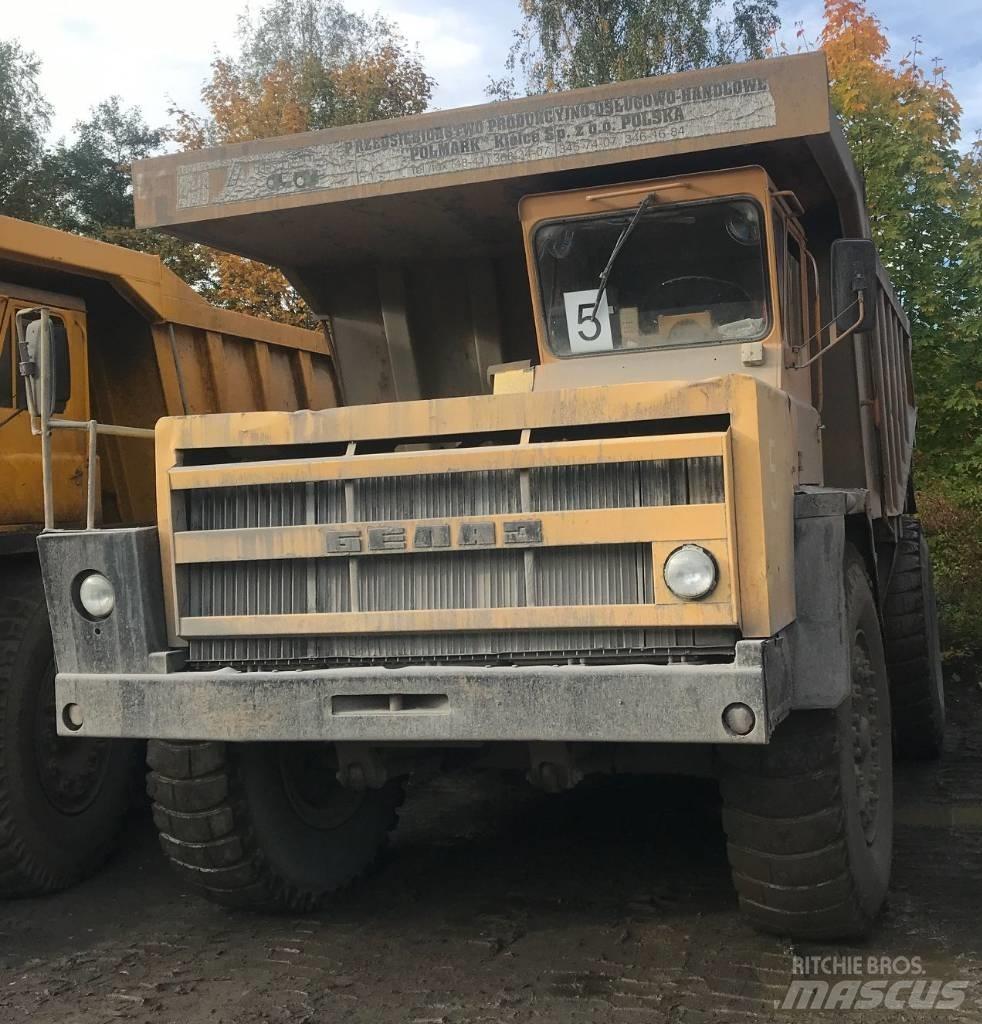 Belaz 7523 Camiőes basculantes rígidos