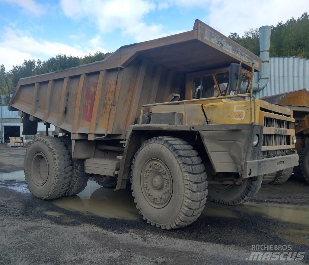 Belaz 7523 Camiőes basculantes rígidos