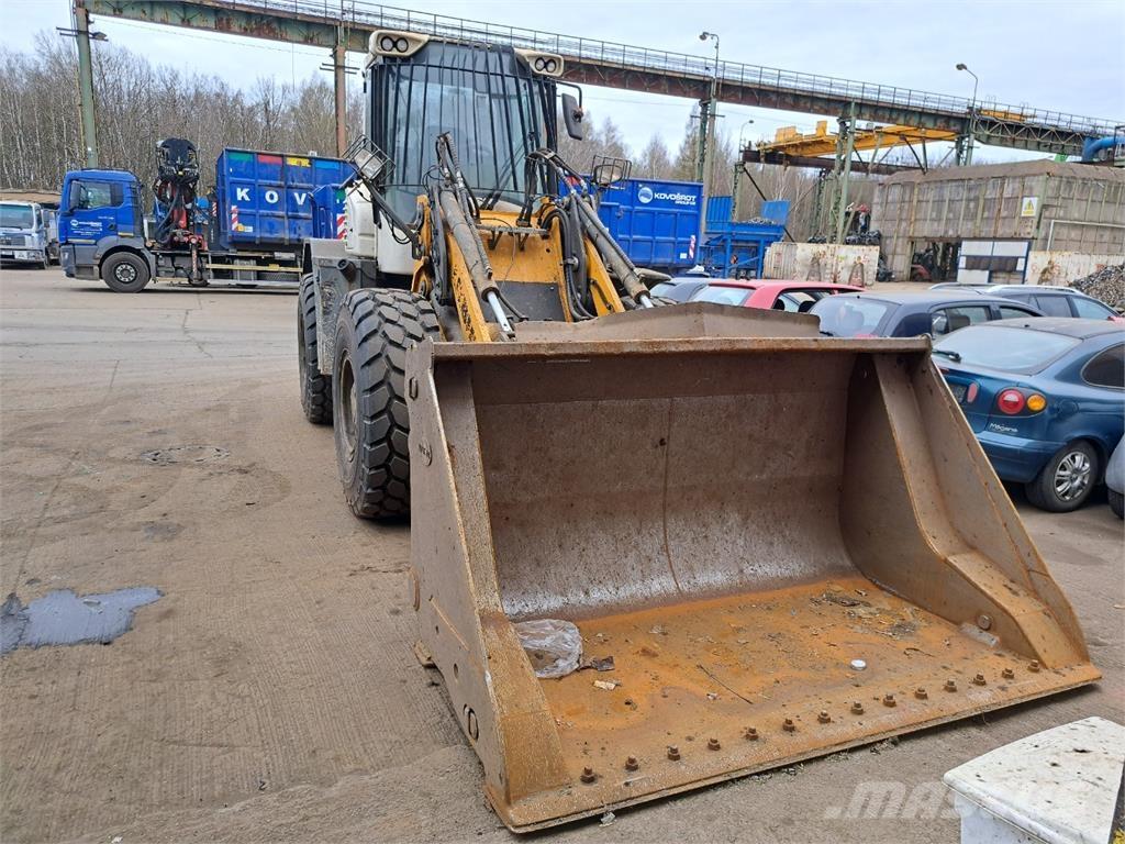 Liebherr L546 4X4 Construção - Outros
