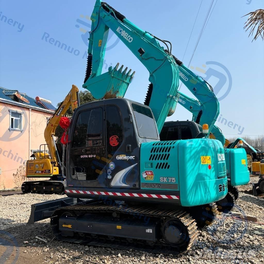 Kobelco SK75 Escavadeiras de esteiras