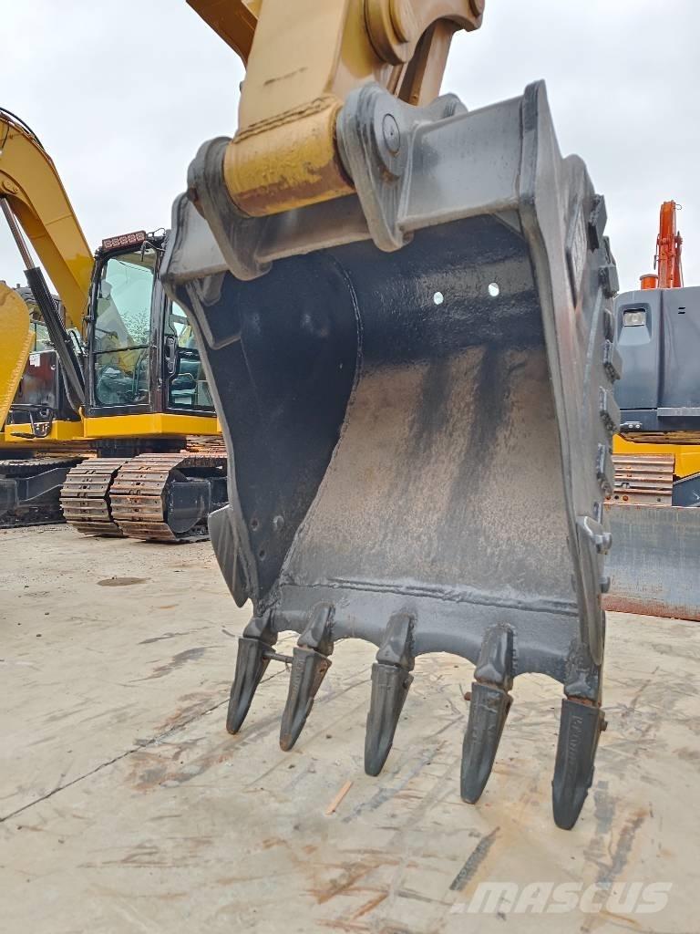 CAT 307E Miniescavadeiras
